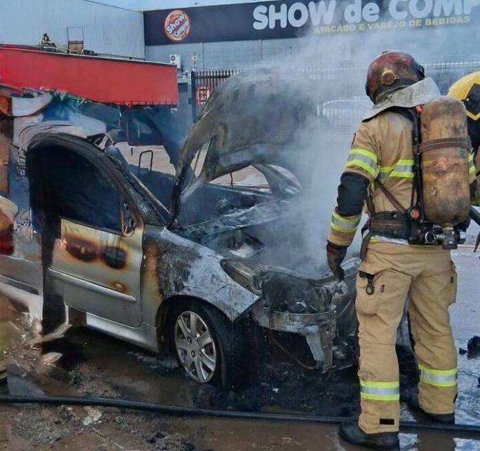 Imagem relacionada à matéria do Repórter Capital sobre os dois incêndios em veículos atendidos pelo Corpo de Bombeiros em Águas Claras.