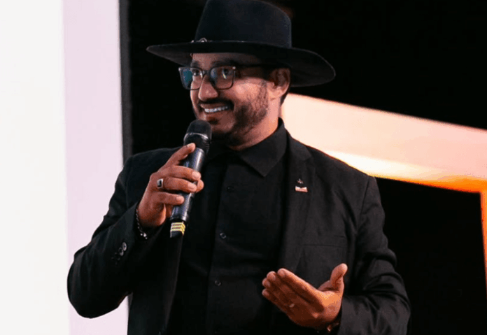 Imagem relacionada à matéria do Repórter Capital sobre a morte do poeta e influenciador Dudu Morais em Pernambuco.