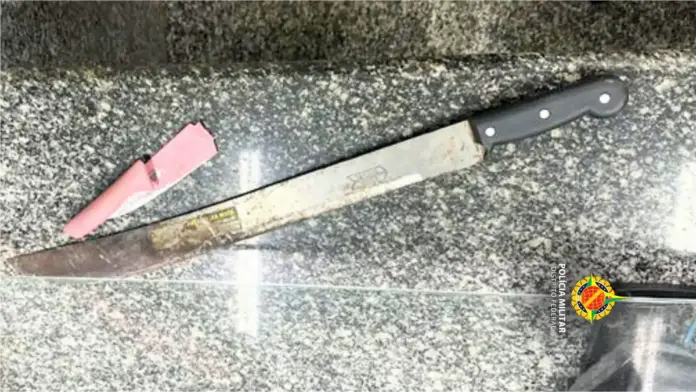 Imagem relacionada à matéria do Repórter Capital sobre prisão de homem após esfaquear duas irmãs em São Sebastião, no Distrito Federal.”