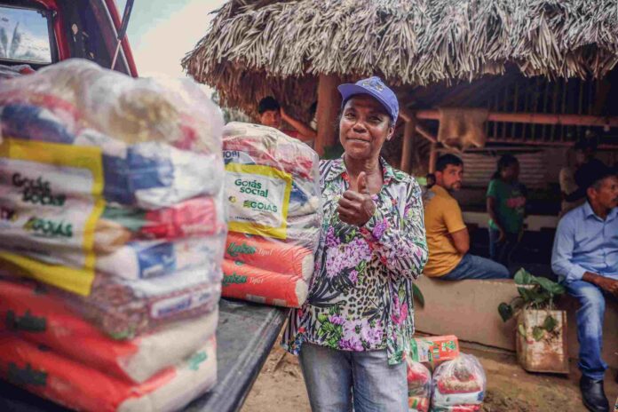Imagem da operação Goiás Alerta e Solidário com entrega de benefícios a comunidades quilombolas e indígenas em Goiás.