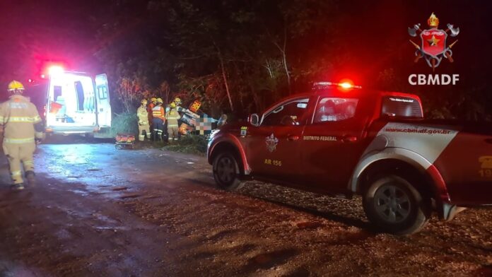 Imagem relacionada à matéria do Repórter Capital sobre capotamento na zona rural de Planaltina