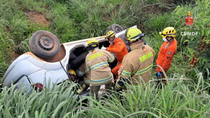 Imagem relacionada à matéria do Repórter Capital sobre colisão entre carreta e carro na DF-290, no Gama.