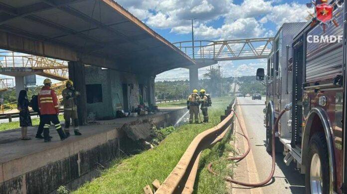 Imagem relacionada à matéria do Repórter Capital sobre incêndio na área da estação do VLT no Guará, no Distrito Federal.