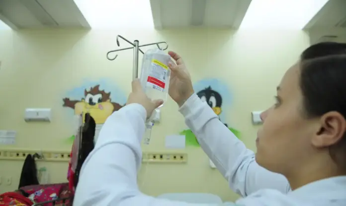 Candidatos participam de processo seletivo da Secretaria de Saúde de Goiás, com vagas e salários de até R$ 4 mil.