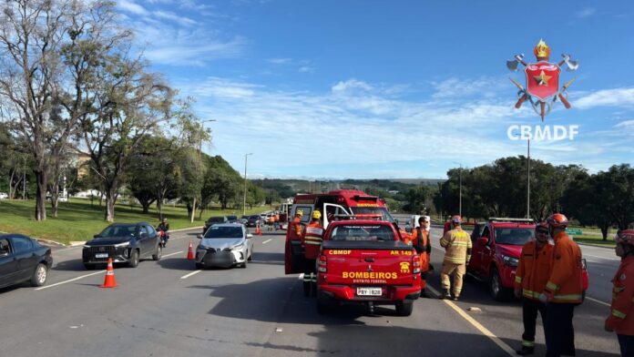 Imagem relacionada à matéria do Repórter Capital sobre atropelamento na 116 Norte atendido pelo CBMDF.