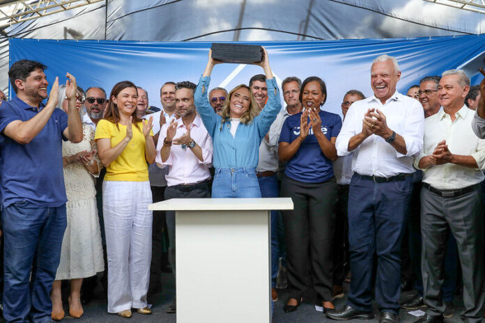 Celina Leão lança GDF na Sua Porta no Itapoã.