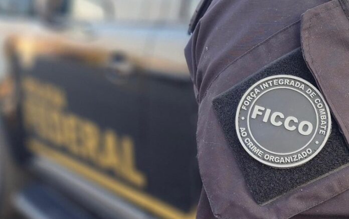 Imagem relacionada à matéria do Repórter Capital sobre prisão de mulheres no Aeroporto de Goiânia com medicamentos para emagrecimento transportados irregularmente.