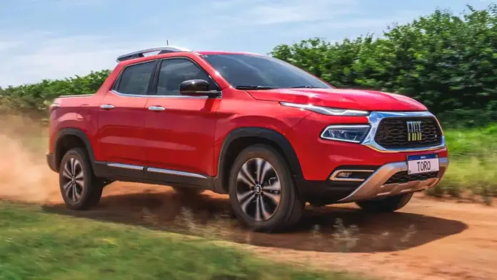 Modelos Fiat Toro, Jeep Commander e Ram Rampage são convocados para recall por risco de vazamento de combustível.