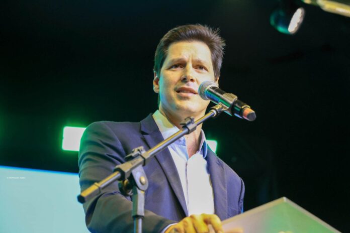 O vice-governador Daniel Vilela assume o Governo de Goiás nesta terça-feira (31).