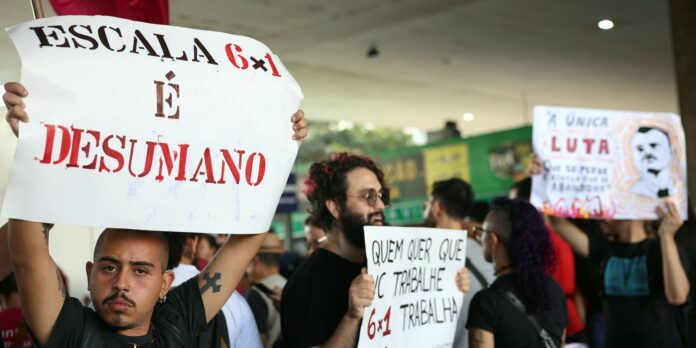 Fim da escala 6x1 é destaque nos atos do 1° de Maio em todo o país