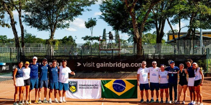 Brasil enfrenta Canadá em busca de vaga na elite da Billie Jean King Cup