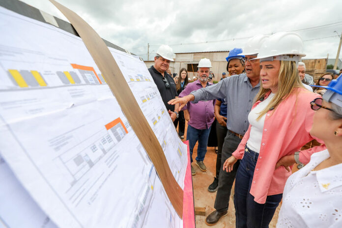 Celina Leão vistoria creche de R$ 5,5 milhões no Paranoá