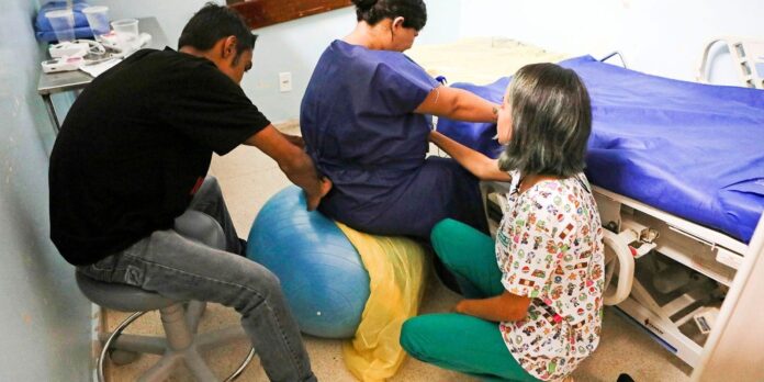 Regulamentação da Doula fortalece integração da categoria ao SUS