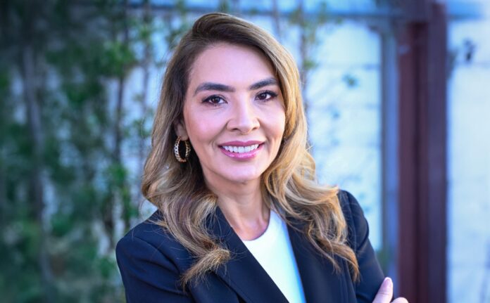 Eliane Simonini assume a presidência da Goinfra