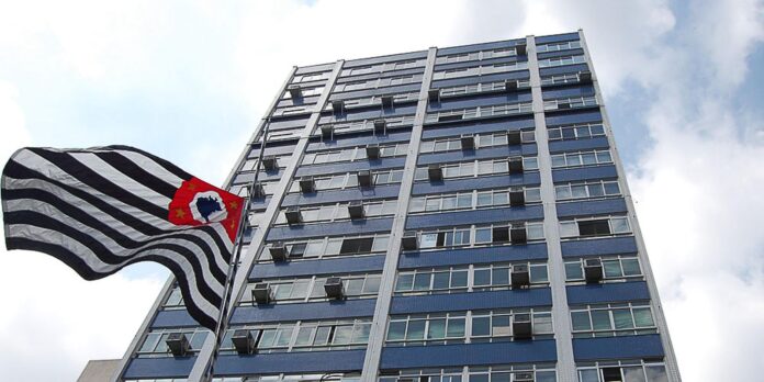 Ratinho será ouvido no TRE-SP por acusação de violência política contra deputada