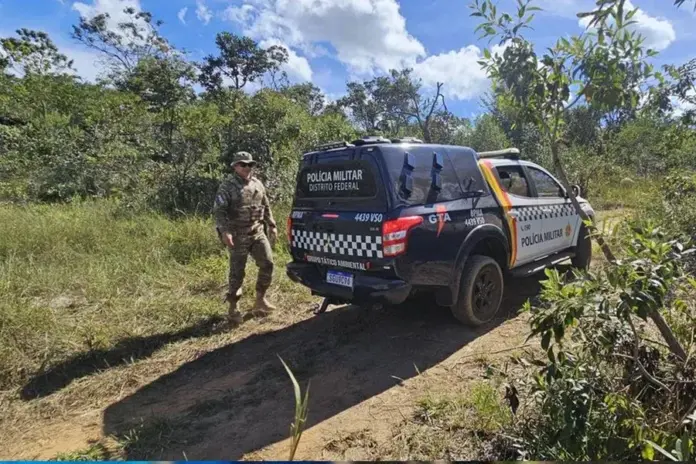 Imagem da equipe do Grupamento de Operações do Cerrado durante patrulhamento.