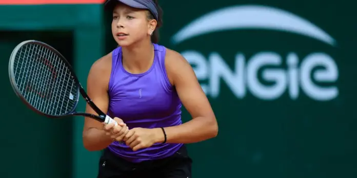 Eduarda Gomes é campeã do Roland Garros Junior Series 2026