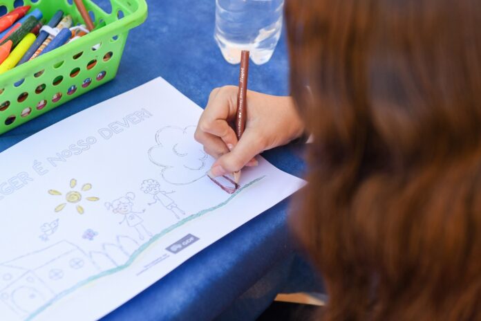 Edital de parceria com OSC que atende crianças e adolescentes é atualizado com novo cronograma