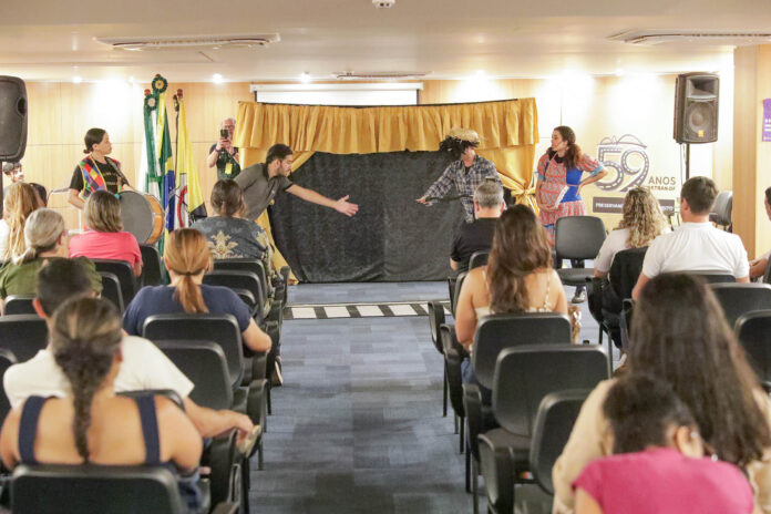 Detran-DF capacita professores para promover educação no trânsito em escolas públicas