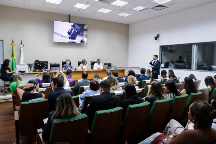 Prestação de contas revela mais de 6,9 mil capacitações e progresso na assistência do IgesDF