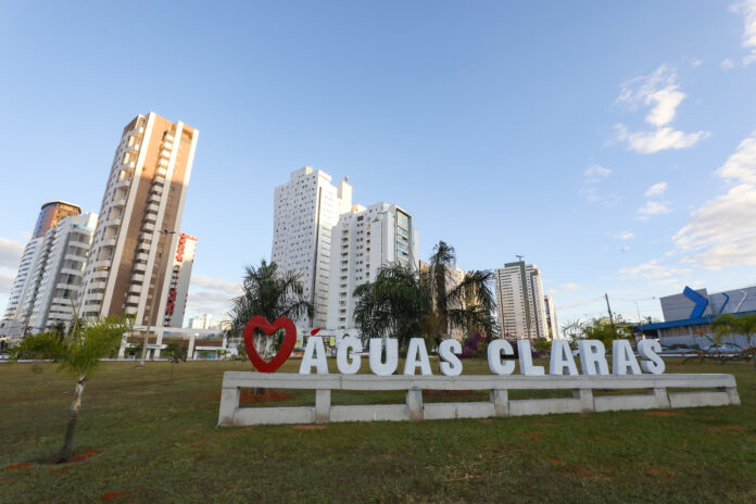 GDF avança na mobilidade em Águas Claras com terceira saída da estação de metrô e obras viárias