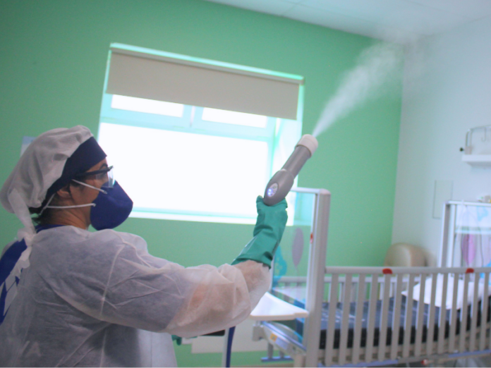 Hospital da Criança de Brasília reduz em 50% o tempo de liberação de leitos com nova tecnologia de higienização