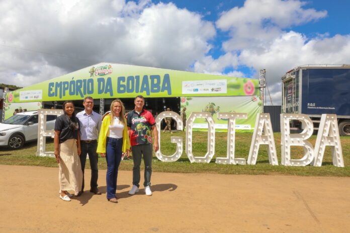 Governadora Celina Leão promove novos mercados para a agricultura durante a Feira da Goiaba