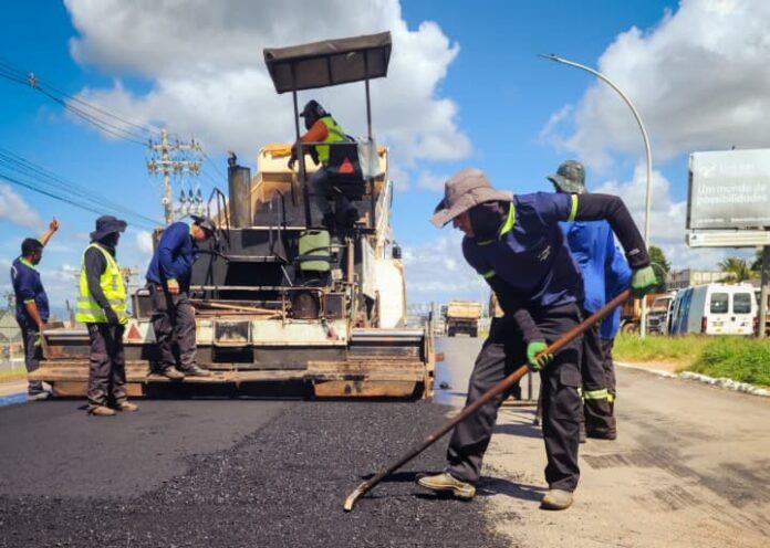 DER-DF leva serviços e ações de infraestrutura ao Paranoá