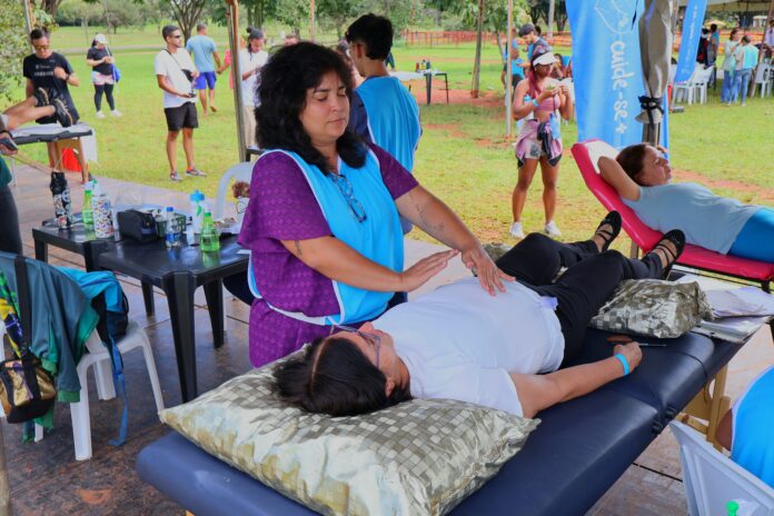 Cuide-se+ realiza atendimentos gratuitos de cuidado e bem-estar no Taguaparque neste domingo (26)