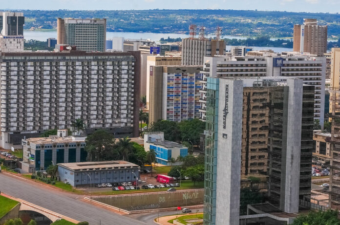 Nova norma determina registro digital de hóspedes em hotéis do Distrito Federal