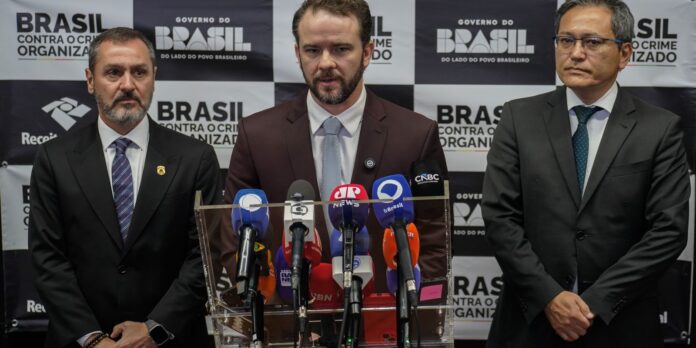 Brasil e EUA firmam acordo para combate ao tráfico de armas e drogas