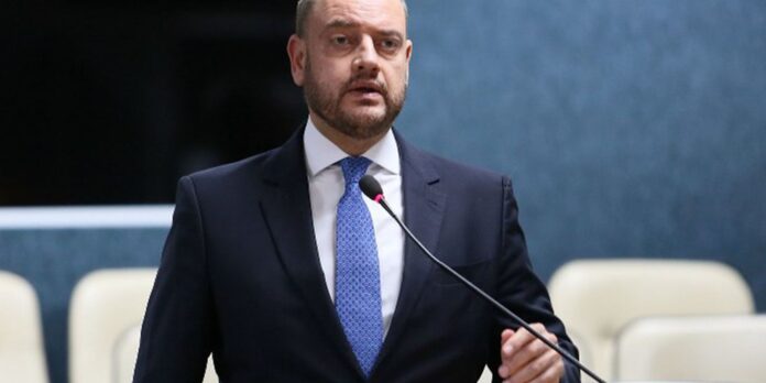 Zanin mantém presidente do TJRJ como governador interino do Rio de Janeiro