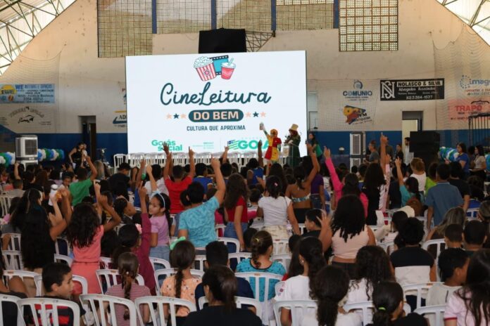 Cine Leitura do Bem anuncia municípios que terão sessões gratuitas de filmes e gibiteca