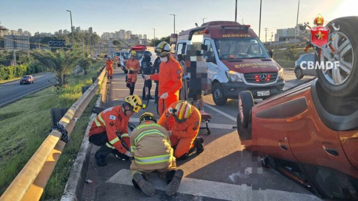 Ocupantes do veículo foram avaliados pelas equipes seguindo o protocolo de trauma.