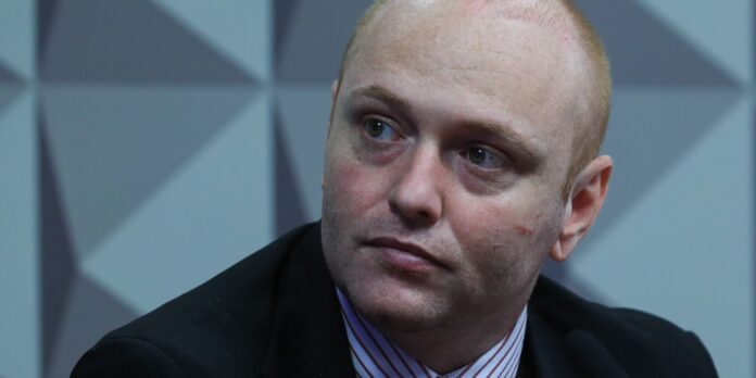 Moraes autoriza hacker Delgatti a cumprir prisão em regime aberto
