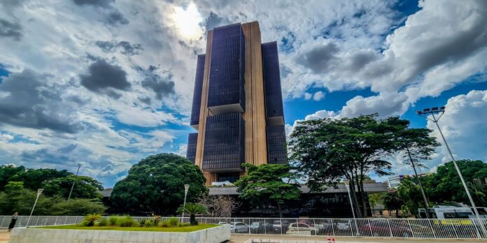 Bancos transferem R$ 5,7 bilhões em valores esquecidos para o programa Desenrola