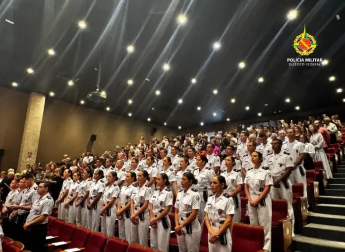 Chosc/pmdf Realizou Ato de Ação de Graças para Formandos do Curso de Oficiais de Saúde e Capelães
