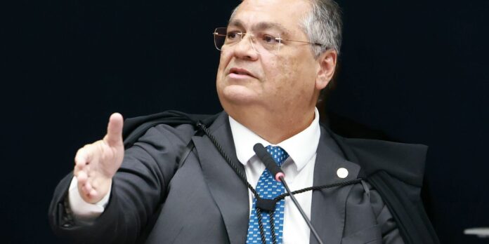 Dino rejeita pedido de liberdade de Deolane Bezerra
