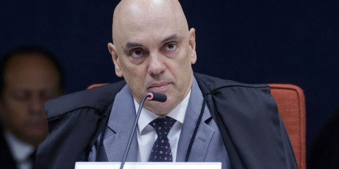 Moraes solicita posicionamento do Planalto e do Congresso sobre dosimetria