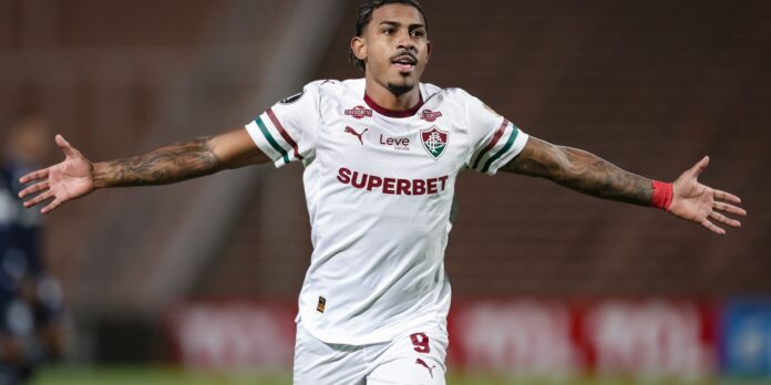 Fluminense empata na Argentina e mantém chances na Libertadores