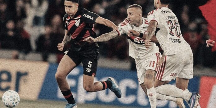 Flamengo empata com Athletico-PR e mantém diferença em relação ao Palmeiras no Brasileirão