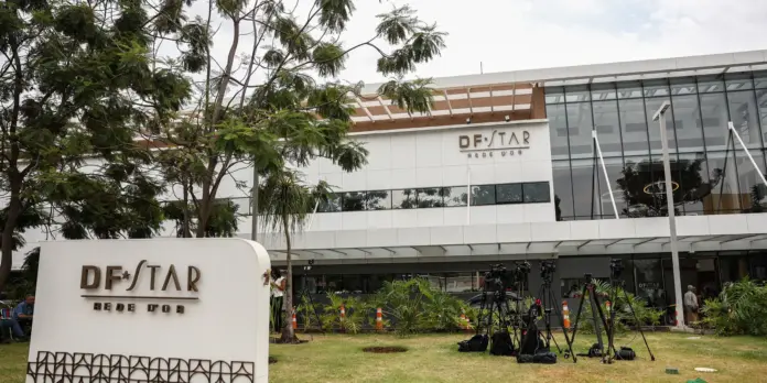 Cirurgia no ombro de Bolsonaro ocorreu sem intercorrências, diz equipe