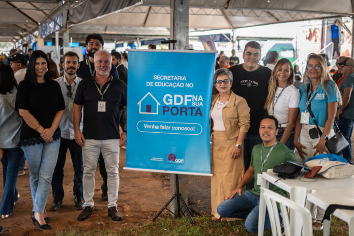 GDF fornece orientações à população sobre inscrições em creches no Riacho Fundo II