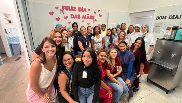 Unidades de saúde do DF celebram o Dia das Mães com evento de acolhimento e carinho