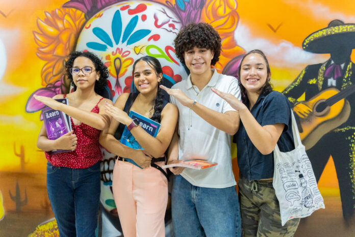 Estudantes do programa Pontes para o Mundo são convocados para prova de línguas estrangeiras