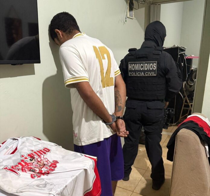Polícia detém suspeitos de homicídio em confronto entre torcidas