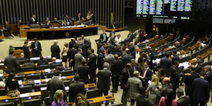 Municípios com pendências financeiras poderão acessar recursos federais