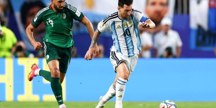 Messi se torna o maior artilheiro da história das Copas e lidera Argentina na estreia