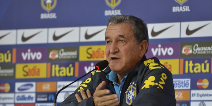 Técnico Parreira apresenta melhora, mas continua internado na UTI