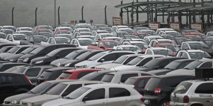 Venda de veículos novos no Brasil registra aumento de 15% até maio